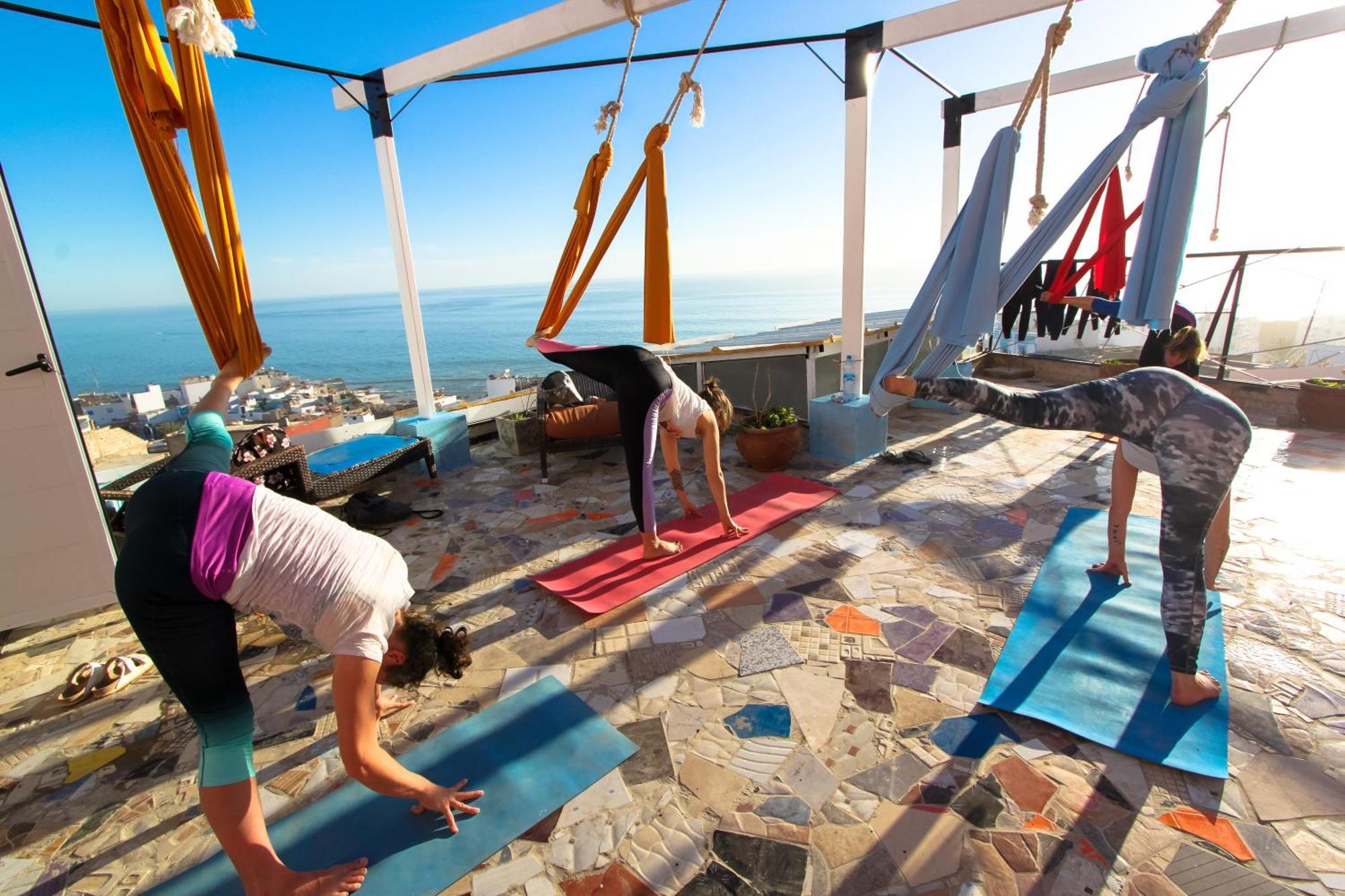 Bed and Breakfast Adventurekeys Surf Yoga Cowork Тагазут Экстерьер фото